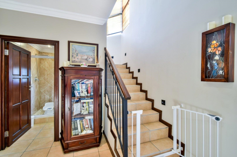 5 Bedroom Property for Sale in Midstream Estate Gauteng
