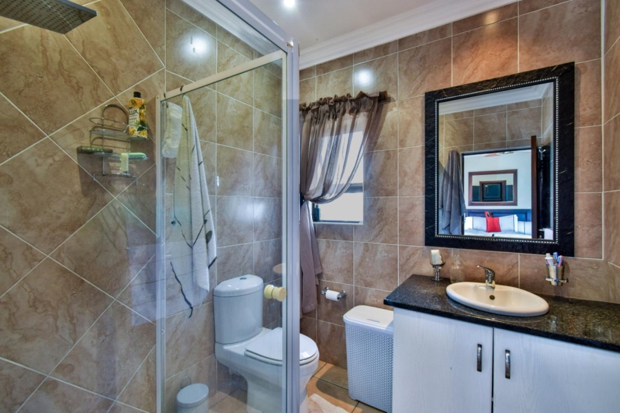 5 Bedroom Property for Sale in Midstream Estate Gauteng