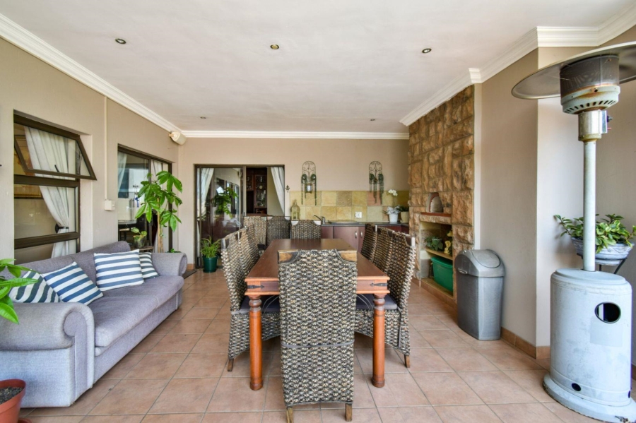 5 Bedroom Property for Sale in Midstream Estate Gauteng