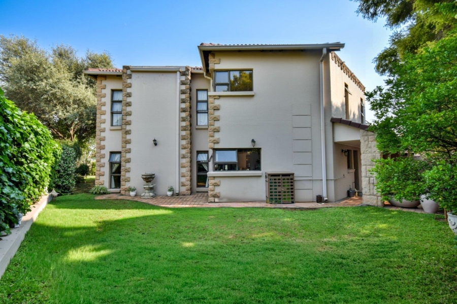5 Bedroom Property for Sale in Midstream Estate Gauteng