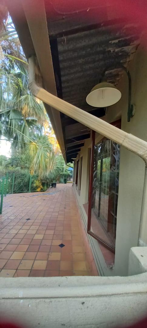 5 Bedroom Property for Sale in Vissershoek AH Gauteng