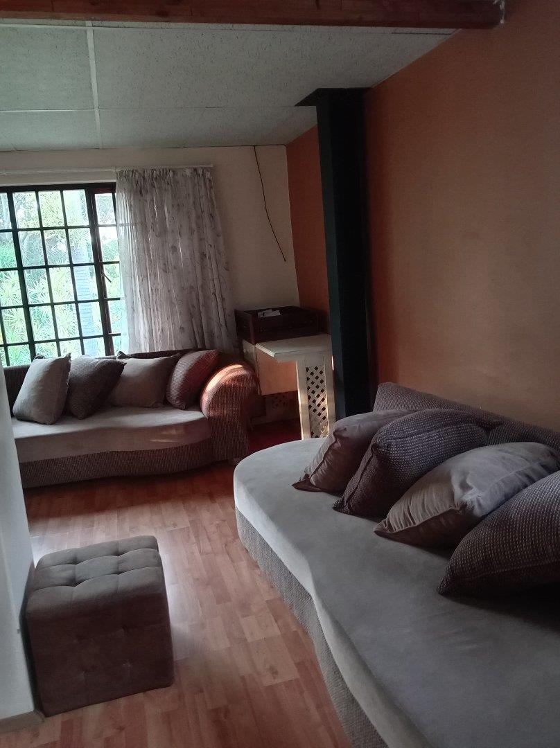 5 Bedroom Property for Sale in Vissershoek AH Gauteng
