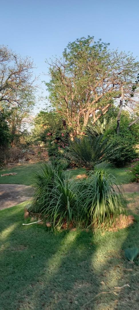 5 Bedroom Property for Sale in Vissershoek AH Gauteng