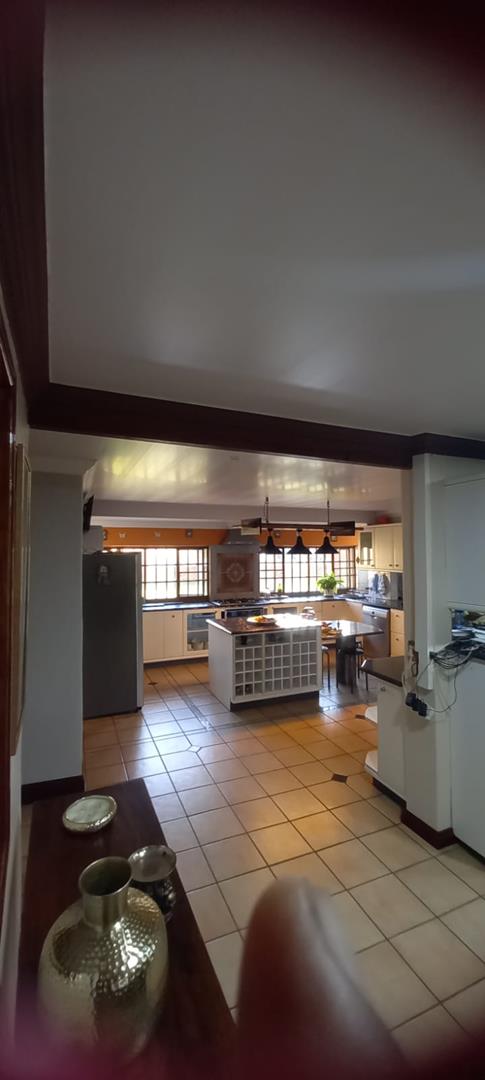 5 Bedroom Property for Sale in Vissershoek AH Gauteng