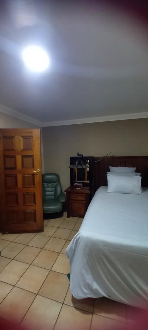 5 Bedroom Property for Sale in Vissershoek AH Gauteng