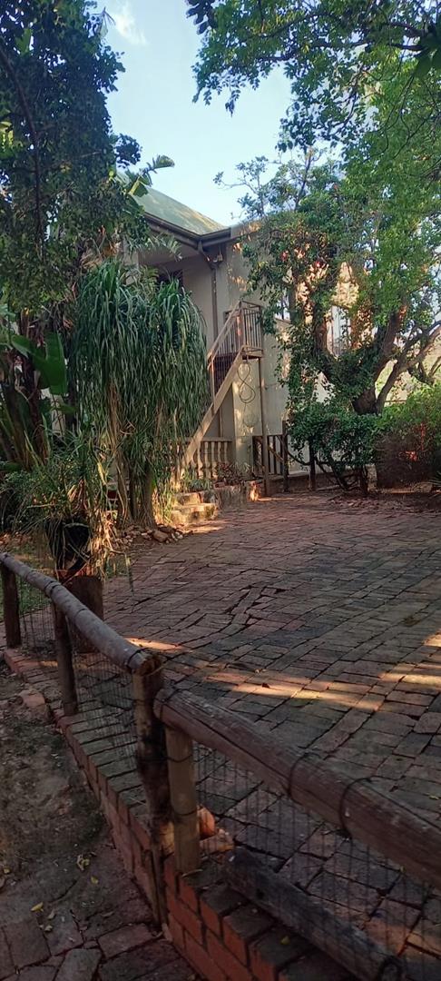 5 Bedroom Property for Sale in Vissershoek AH Gauteng