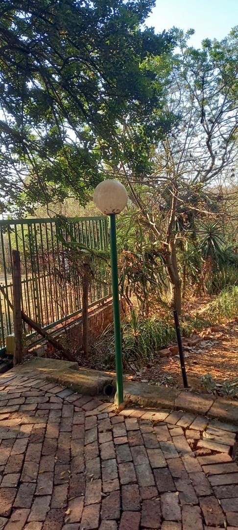 5 Bedroom Property for Sale in Vissershoek AH Gauteng