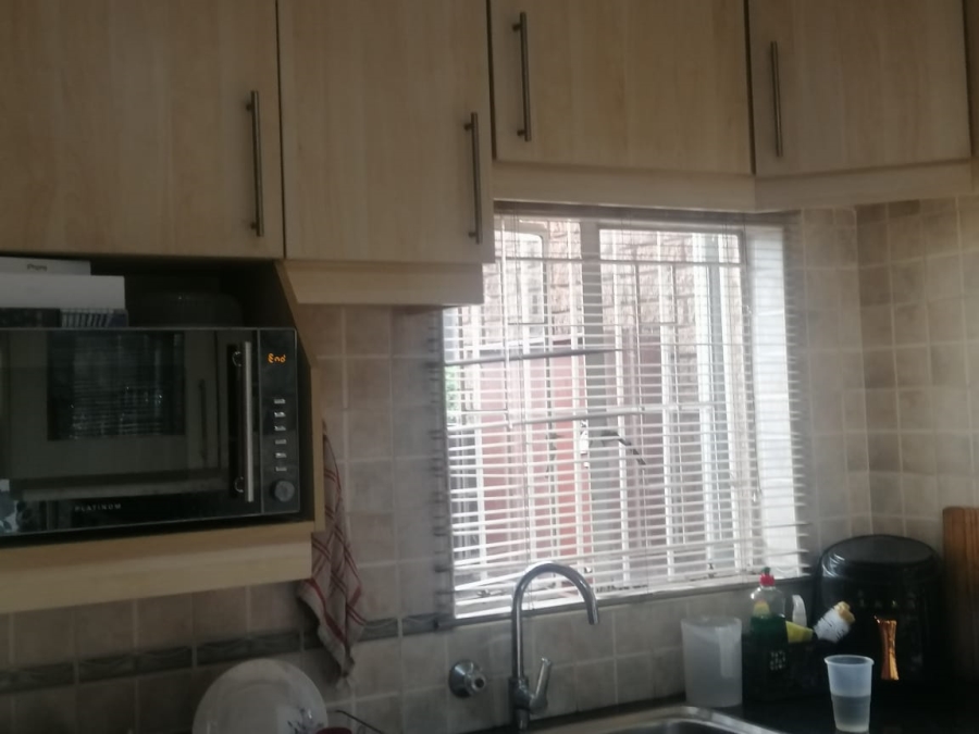 2 Bedroom Property for Sale in Mayberry Park Gauteng