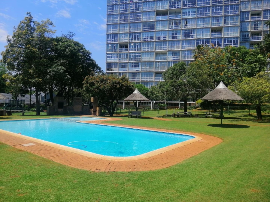 2 Bedroom Property for Sale in Bedfordview Gauteng