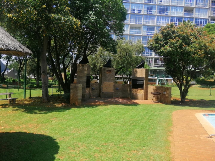 2 Bedroom Property for Sale in Bedfordview Gauteng