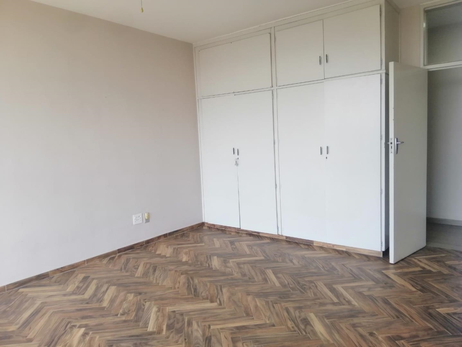 2 Bedroom Property for Sale in Bedfordview Gauteng