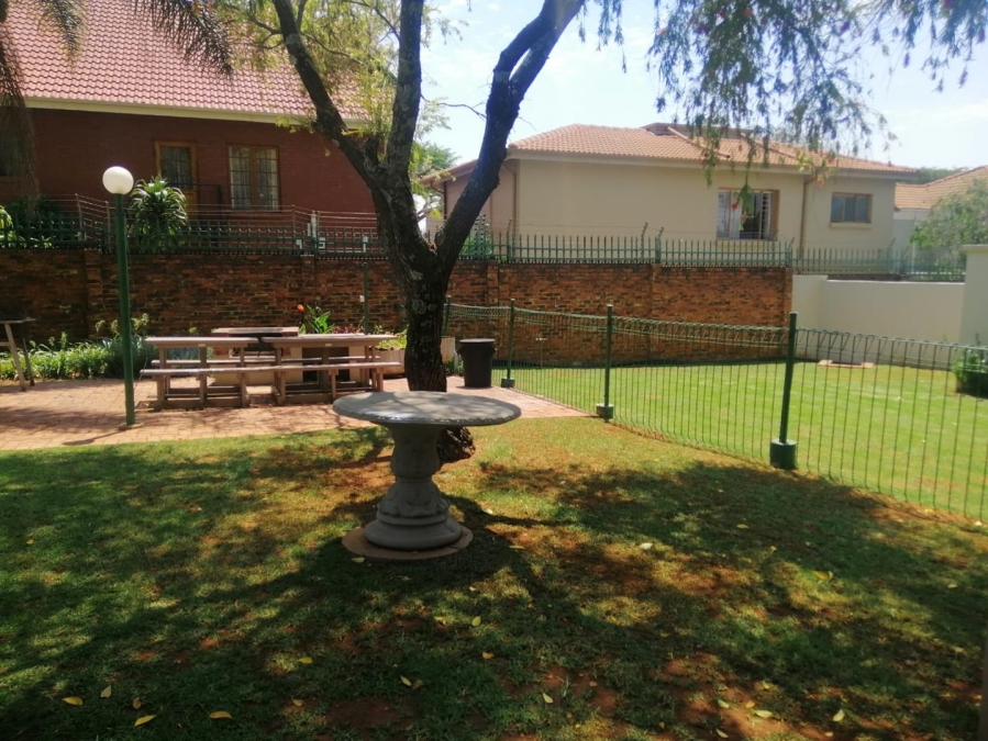 2 Bedroom Property for Sale in Bedfordview Gauteng