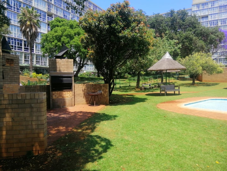 2 Bedroom Property for Sale in Bedfordview Gauteng
