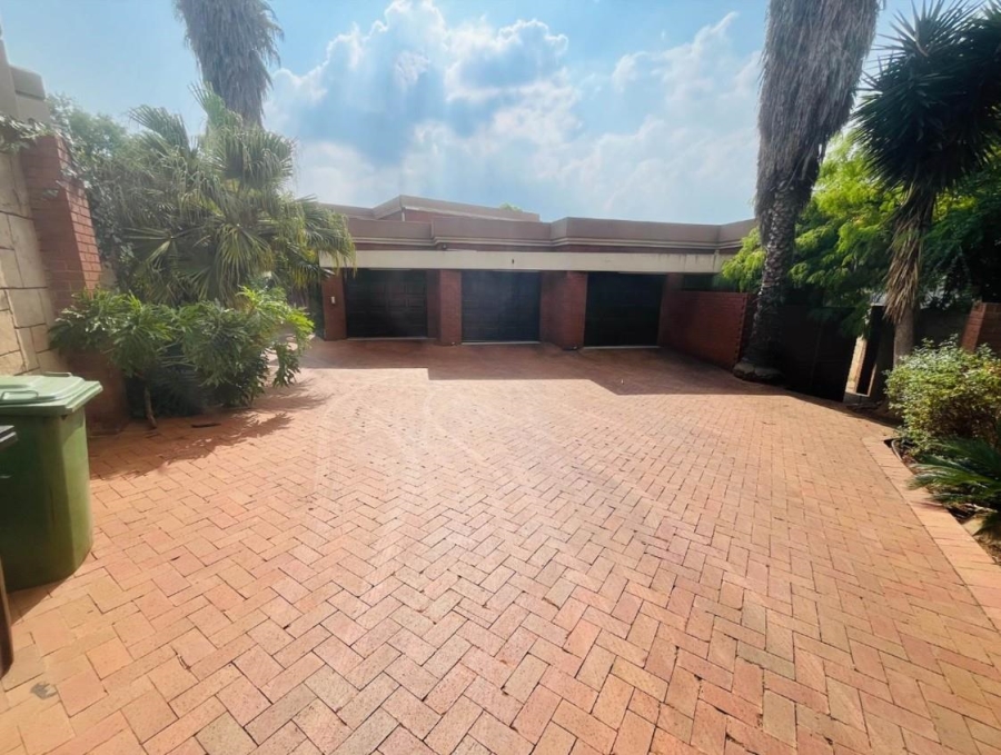 5 Bedroom Property for Sale in Meyersdal Gauteng