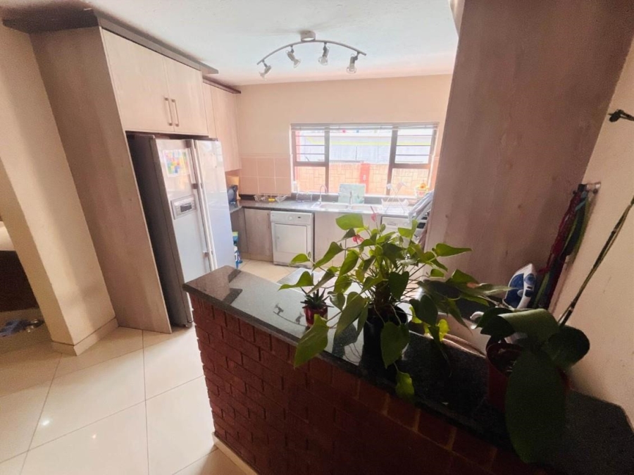 5 Bedroom Property for Sale in Meyersdal Gauteng