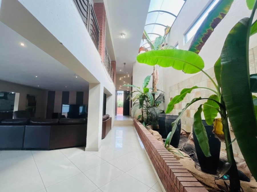 5 Bedroom Property for Sale in Meyersdal Gauteng
