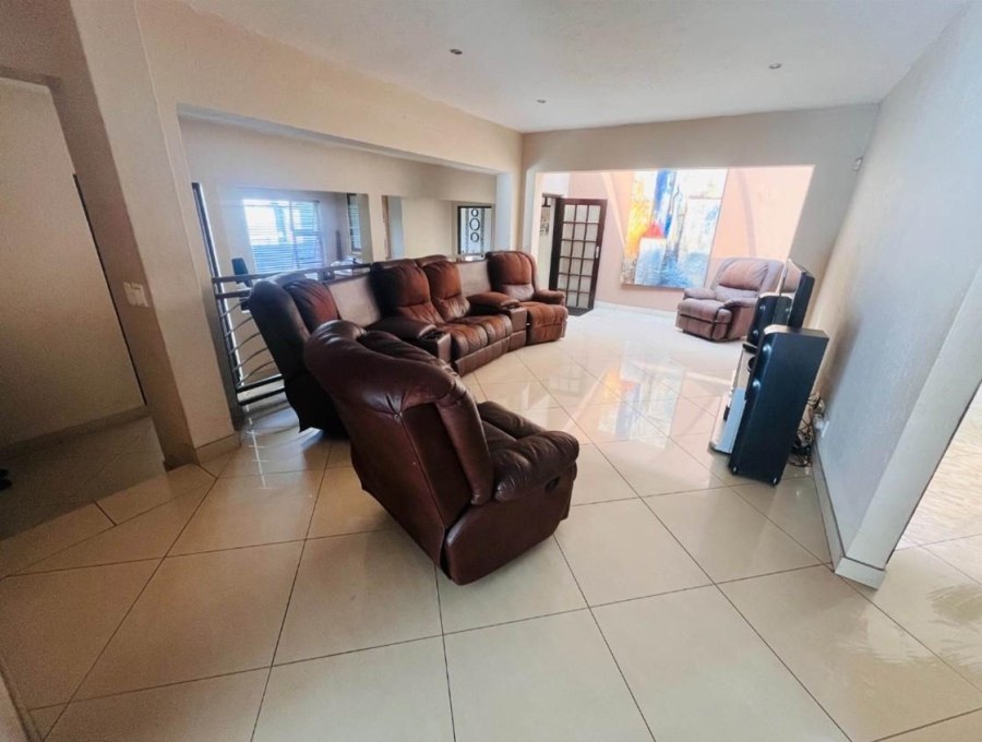 5 Bedroom Property for Sale in Meyersdal Gauteng