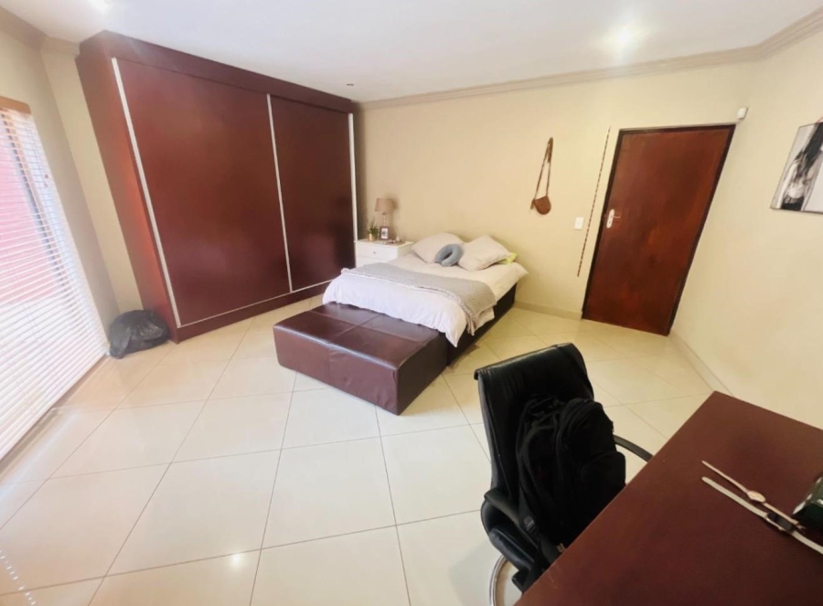 5 Bedroom Property for Sale in Meyersdal Gauteng