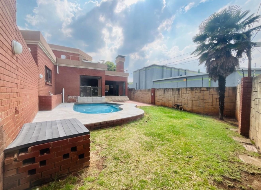 5 Bedroom Property for Sale in Meyersdal Gauteng