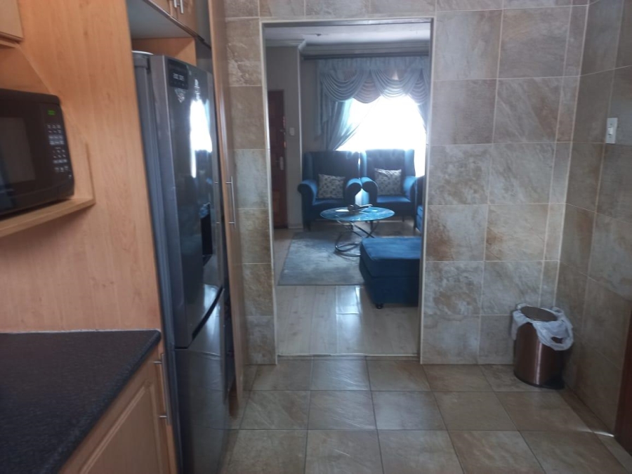 5 Bedroom Property for Sale in Vosloorus Gauteng