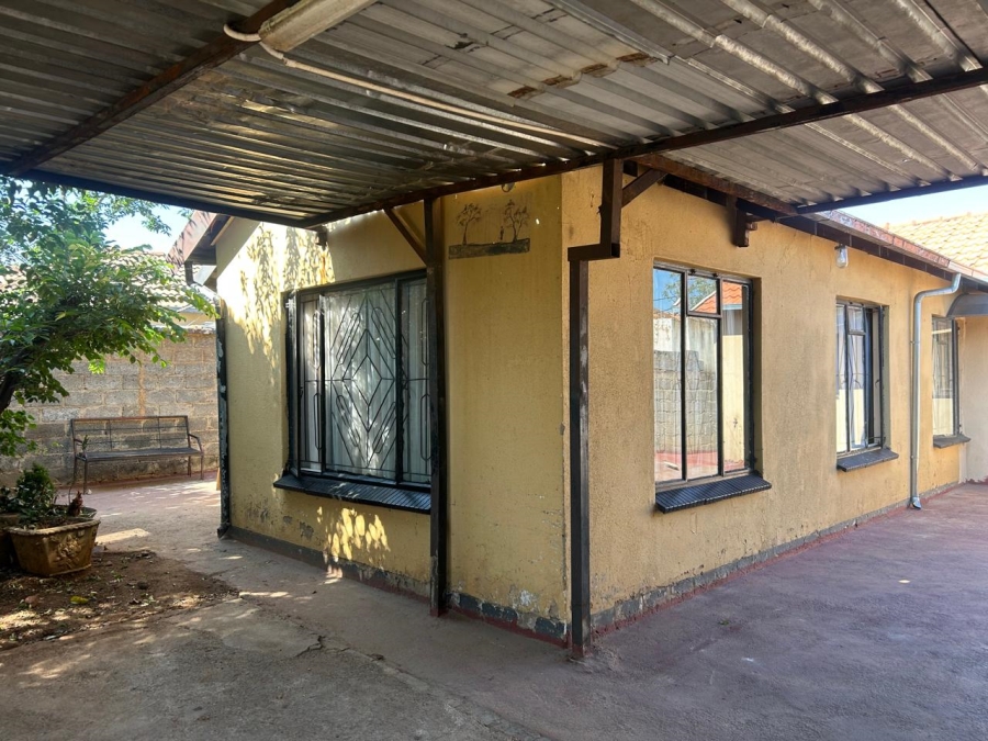 3 Bedroom Property for Sale in Ebony Park Gauteng