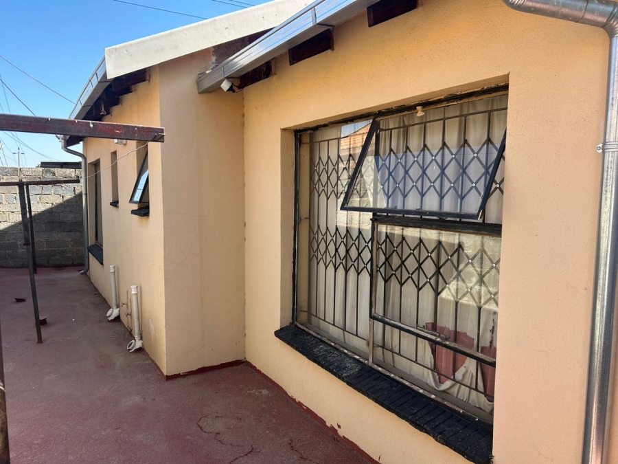 3 Bedroom Property for Sale in Ebony Park Gauteng