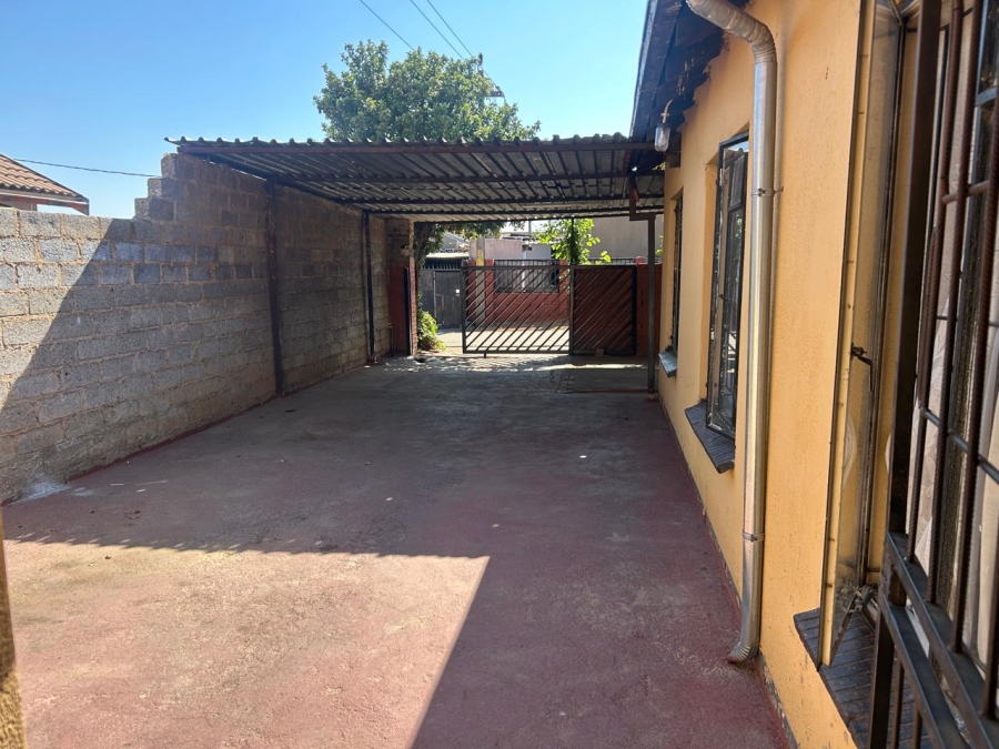 3 Bedroom Property for Sale in Ebony Park Gauteng