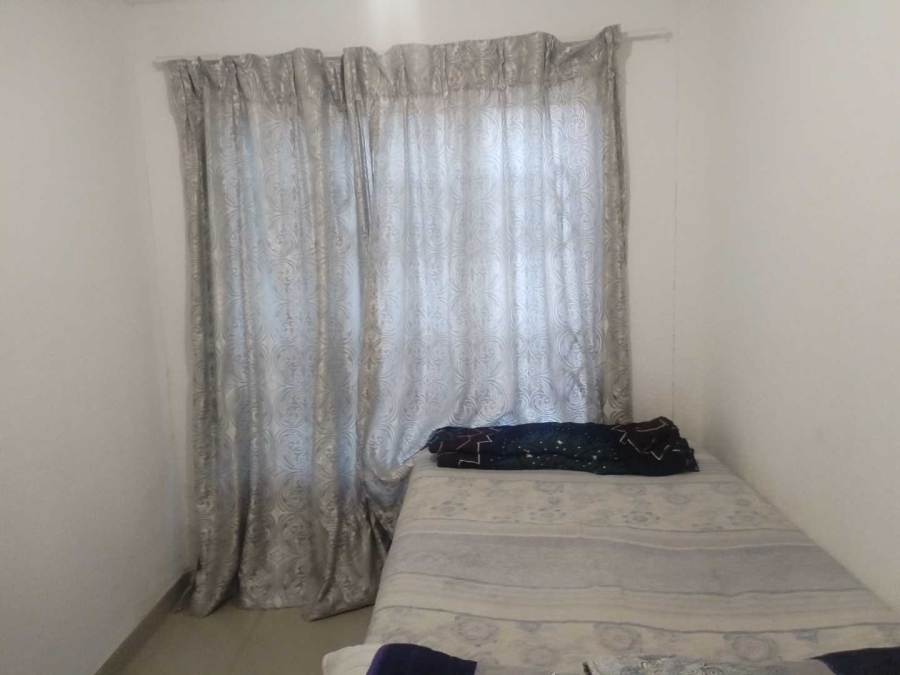 To Let 2 Bedroom Property for Rent in Mahube Valley Gauteng