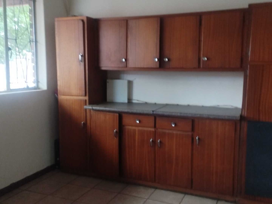 To Let 4 Bedroom Property for Rent in East Lynne Gauteng