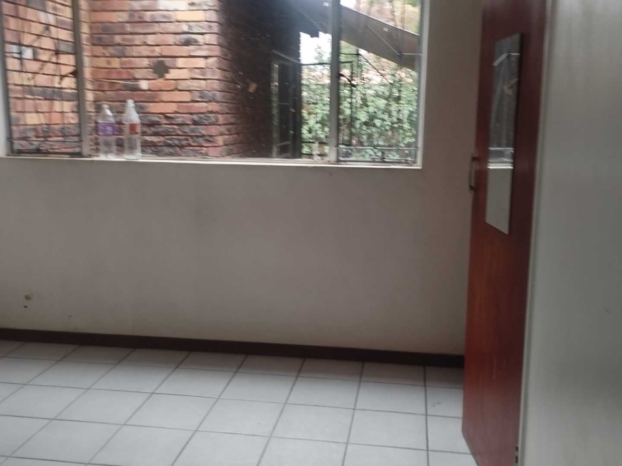 To Let 4 Bedroom Property for Rent in East Lynne Gauteng