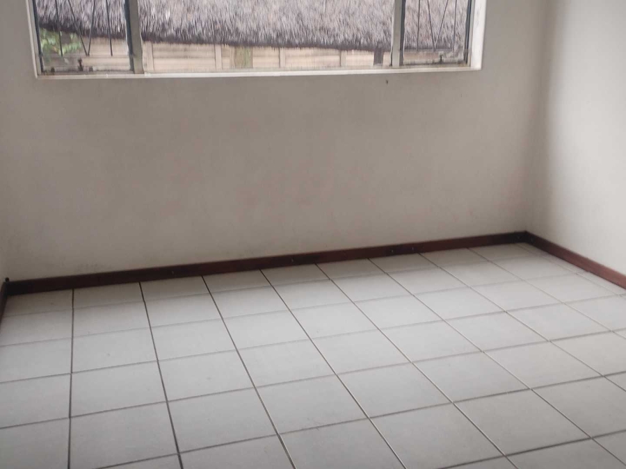 To Let 4 Bedroom Property for Rent in East Lynne Gauteng