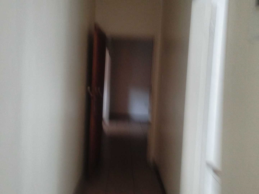 To Let 4 Bedroom Property for Rent in East Lynne Gauteng