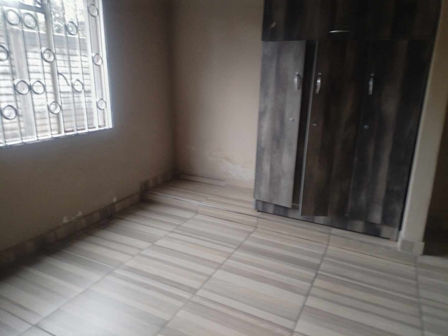 To Let 3 Bedroom Property for Rent in East Lynne Gauteng