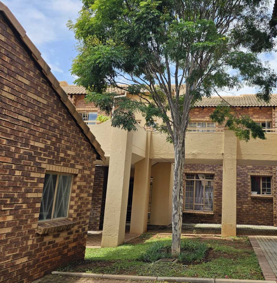 2 Bedroom Property for Sale in Boardwalk Villas Gauteng