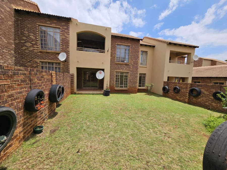 2 Bedroom Property for Sale in Boardwalk Villas Gauteng