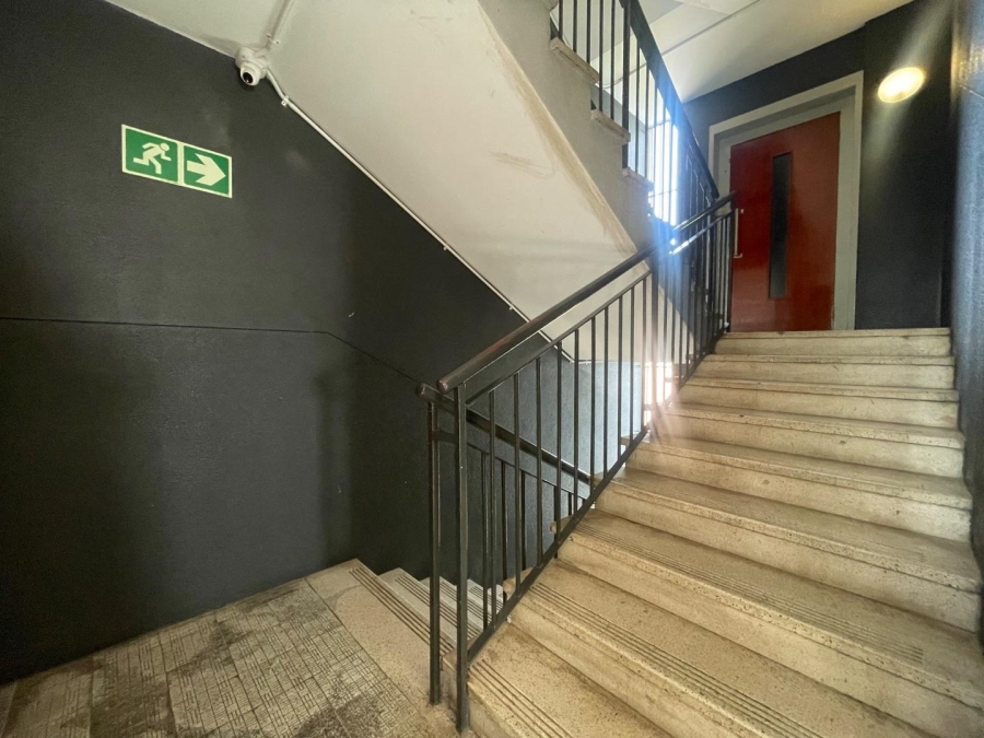 1 Bedroom Property for Sale in Edenvale Central Gauteng