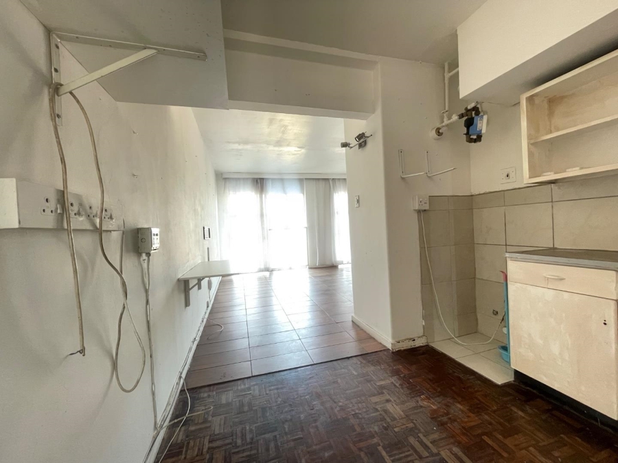 1 Bedroom Property for Sale in Edenvale Central Gauteng