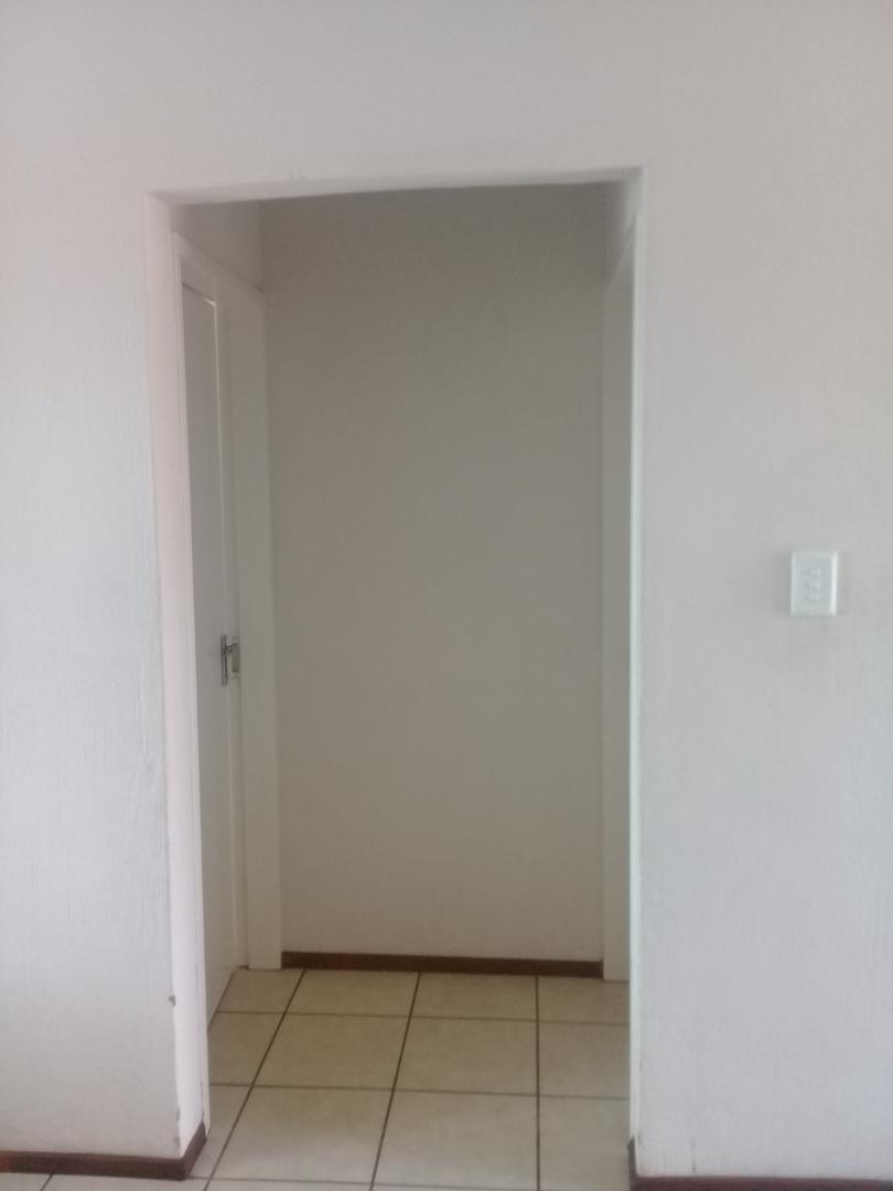 2 Bedroom Property for Sale in Kempton Park Gauteng