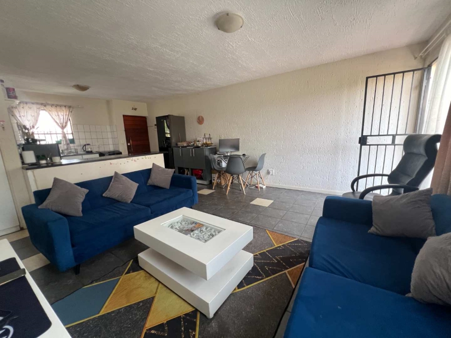 2 Bedroom Property for Sale in Groblerpark Gauteng