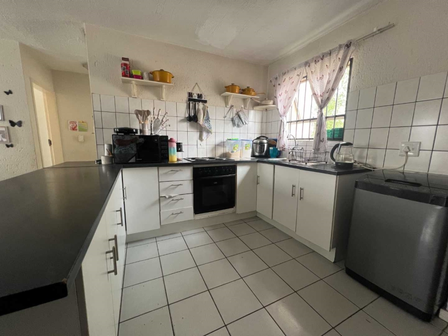 2 Bedroom Property for Sale in Groblerpark Gauteng