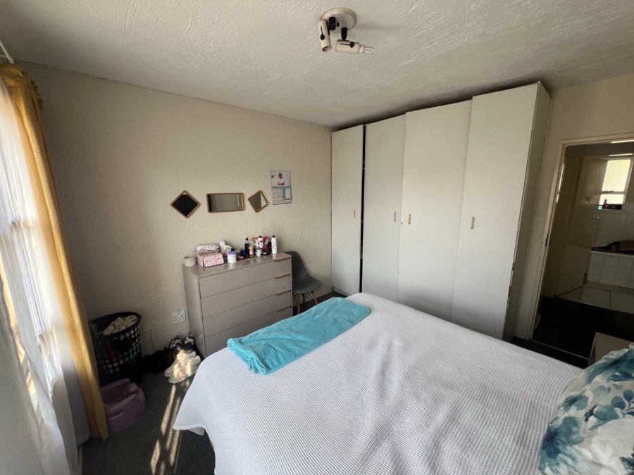 2 Bedroom Property for Sale in Groblerpark Gauteng