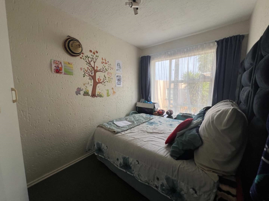 2 Bedroom Property for Sale in Groblerpark Gauteng