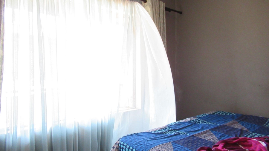 2 Bedroom Property for Sale in Meredale Gauteng