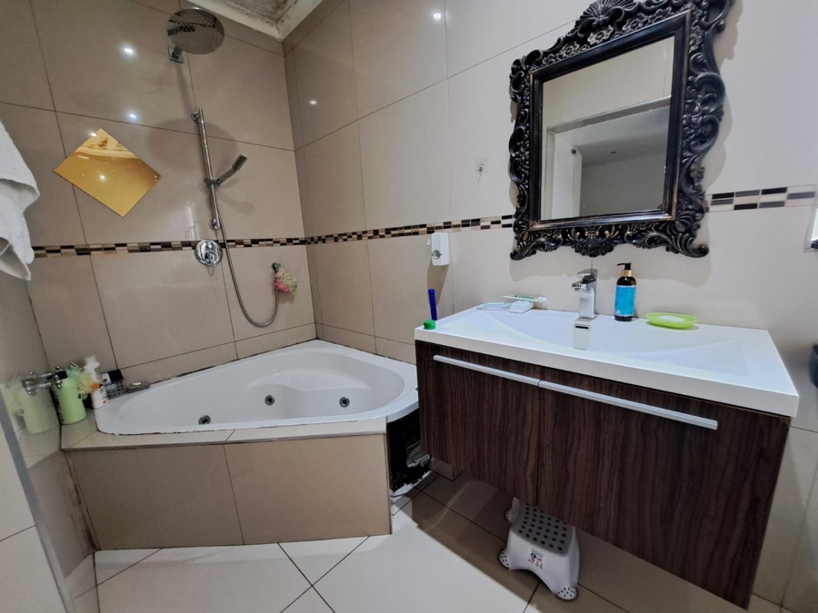 3 Bedroom Property for Sale in Marlboro Gardens Gauteng