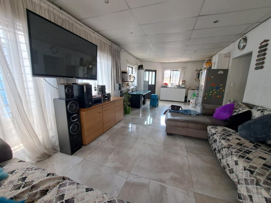 3 Bedroom Property for Sale in Marlboro Gardens Gauteng