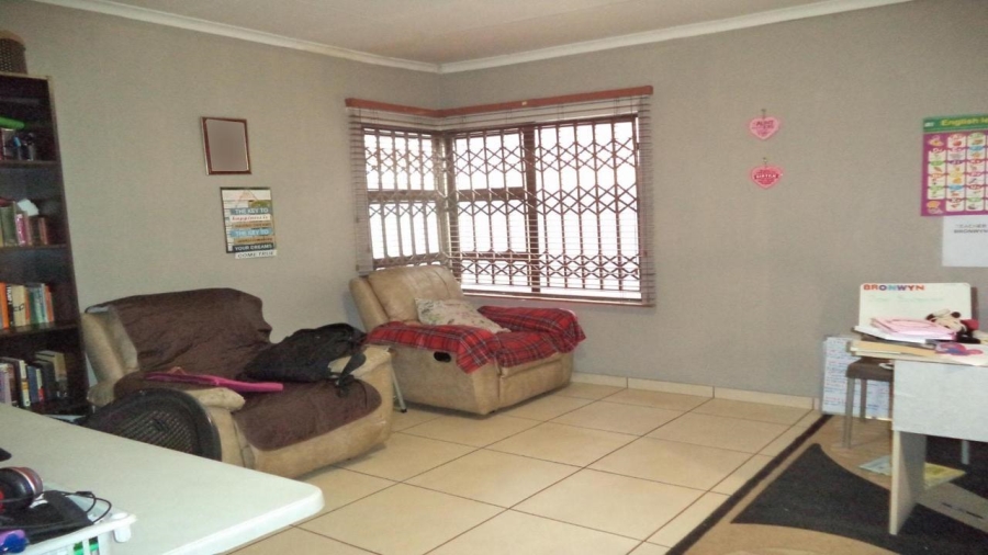 3 Bedroom Property for Sale in Alveda Park Gauteng