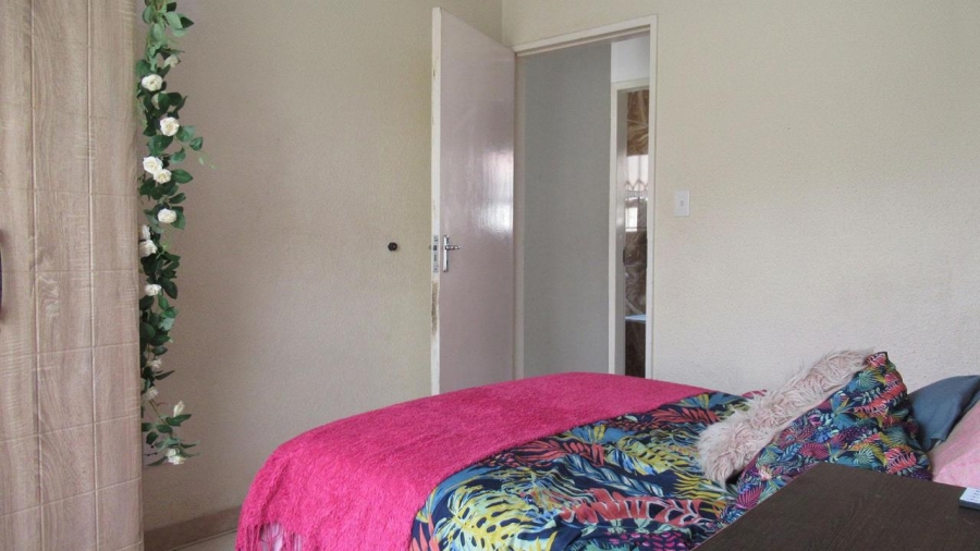 3 Bedroom Property for Sale in Alveda Park Gauteng