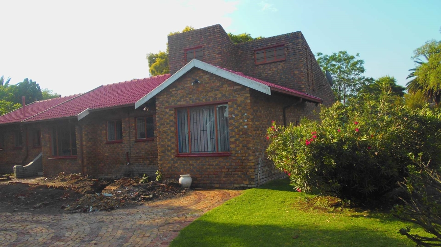 4 Bedroom Property for Sale in Brackenhurst Gauteng