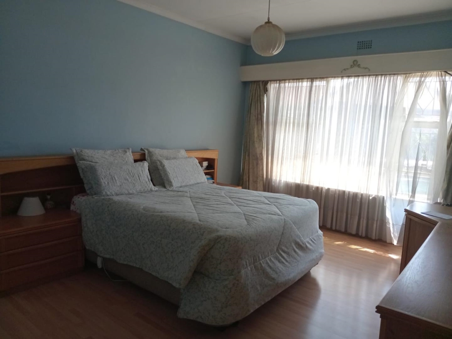 4 Bedroom Property for Sale in Brackenhurst Gauteng