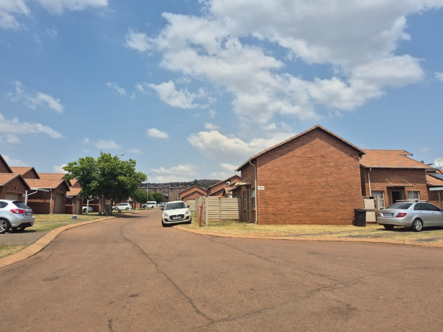 3 Bedroom Property for Sale in Chantelle Gauteng